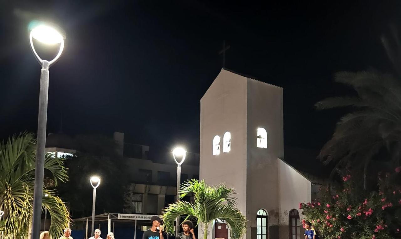 Soleil Beach House Santa Maria Bagian luar foto